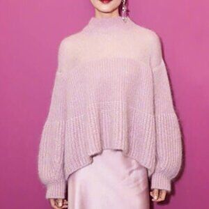 OVERSIZED PINK SWEATER SIZE SMALL